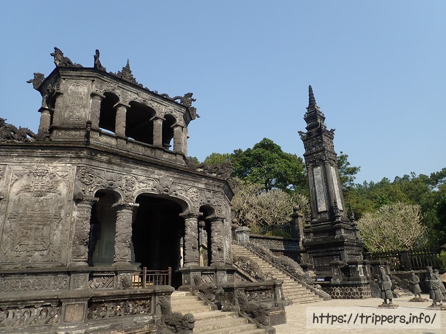 カイディン帝廟