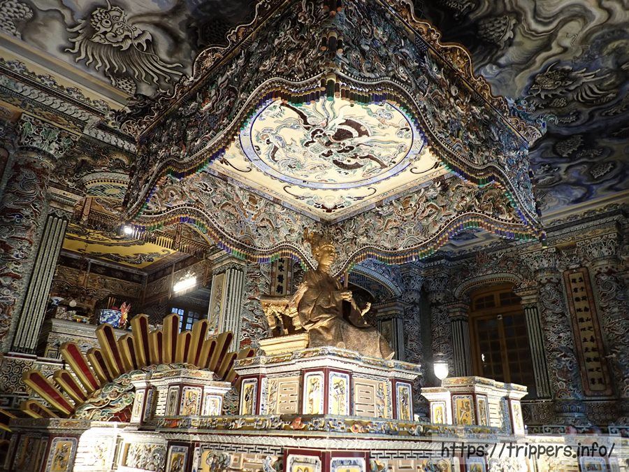 カイディン帝陵