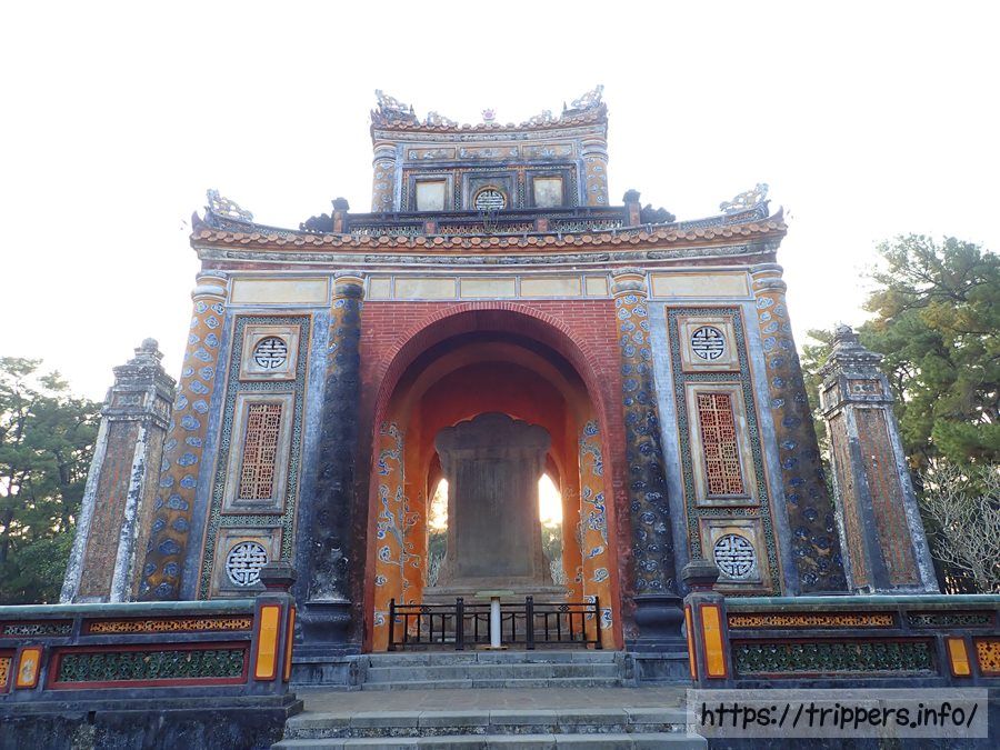 トゥドゥック帝廟