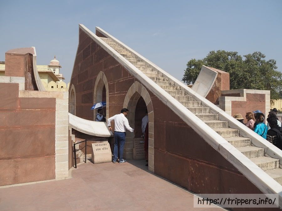 ラグ・サムラート・ヤントラ