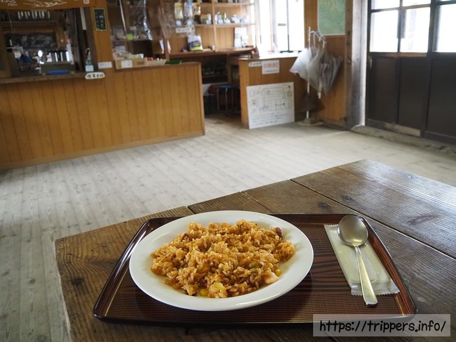 白馬大池山荘のジャンバラヤの食事