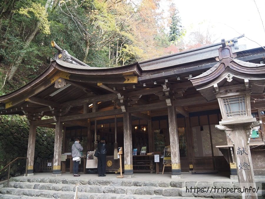 貴船神社の本宮